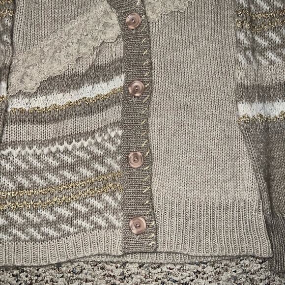 BKE Boutique Wool Blend Tan Cream Metallic Gold Lace Button Cardigan Sweater‎ - Picture 4 of 4